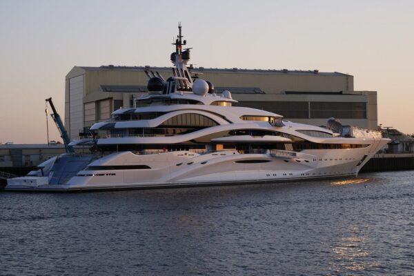 luxury yacht, yacht building, shipyard-3430348.jpg